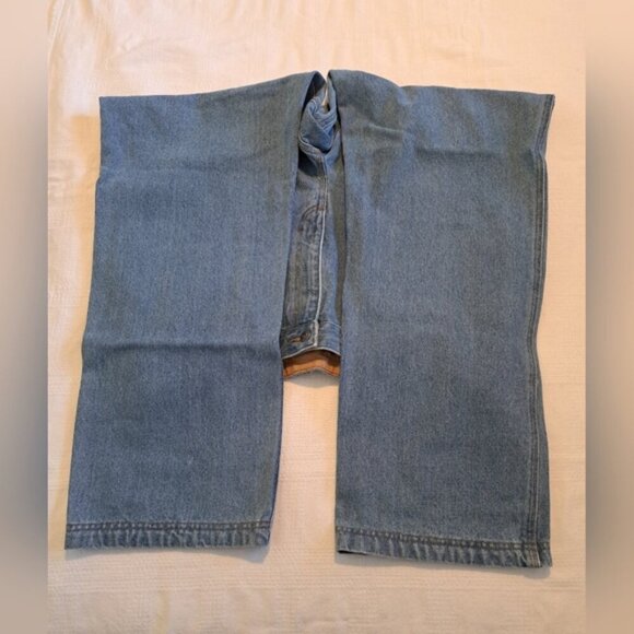 Duluth Trading Co men's size 38 x 32 light wash jeans, VGUC - Picture 5 of 7